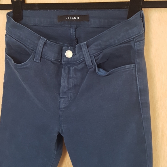 Unique hole punch detailed skinny - Picture 2 of 6